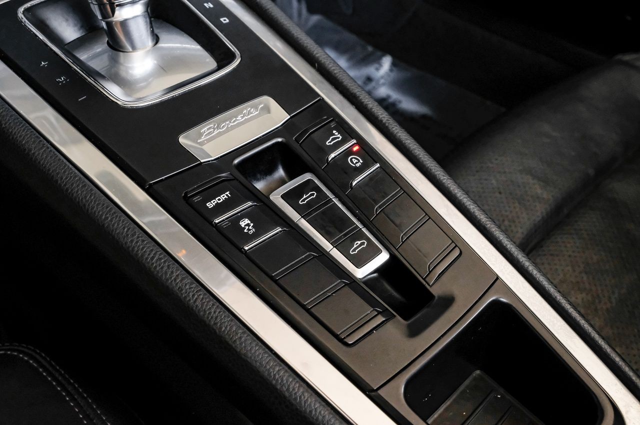 Porsche Boxster Vehicle Main Gallery Image 21