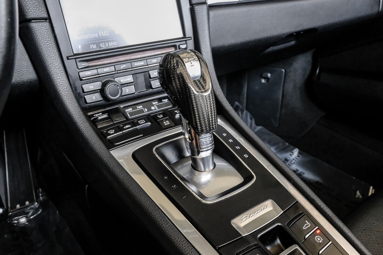 Porsche Boxster Vehicle Main Gallery Image 22