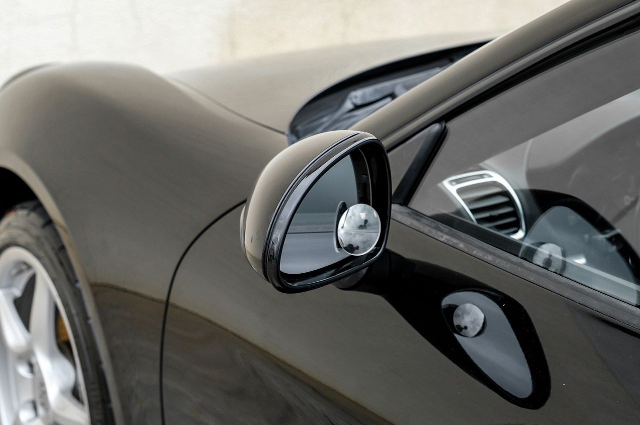 Porsche Boxster Vehicle Main Gallery Image 32