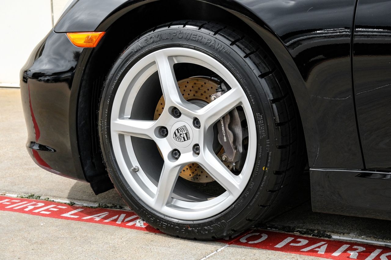 Porsche Boxster Vehicle Main Gallery Image 44