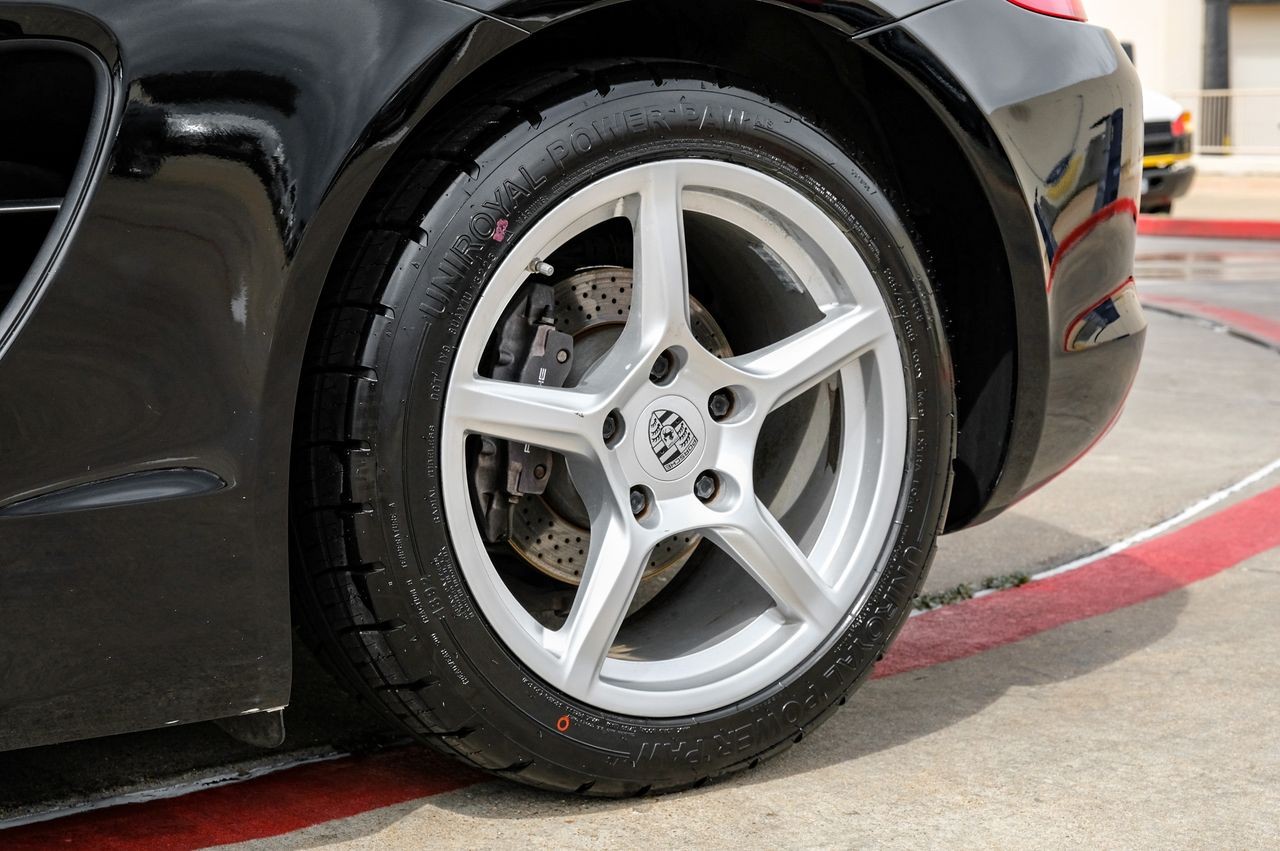 Porsche Boxster Vehicle Main Gallery Image 45