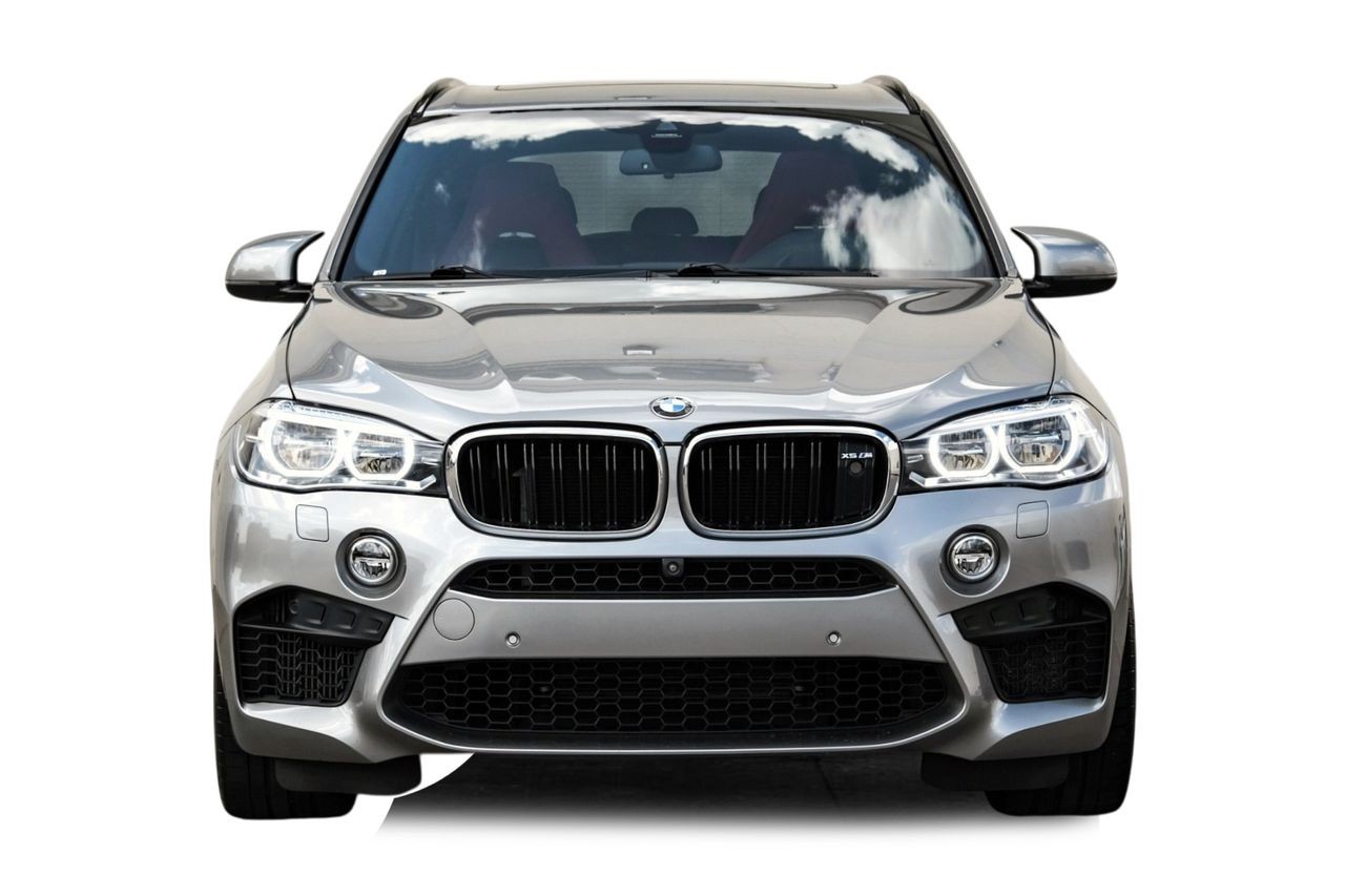 BMW X5 M Vehicle Main Gallery Image 06