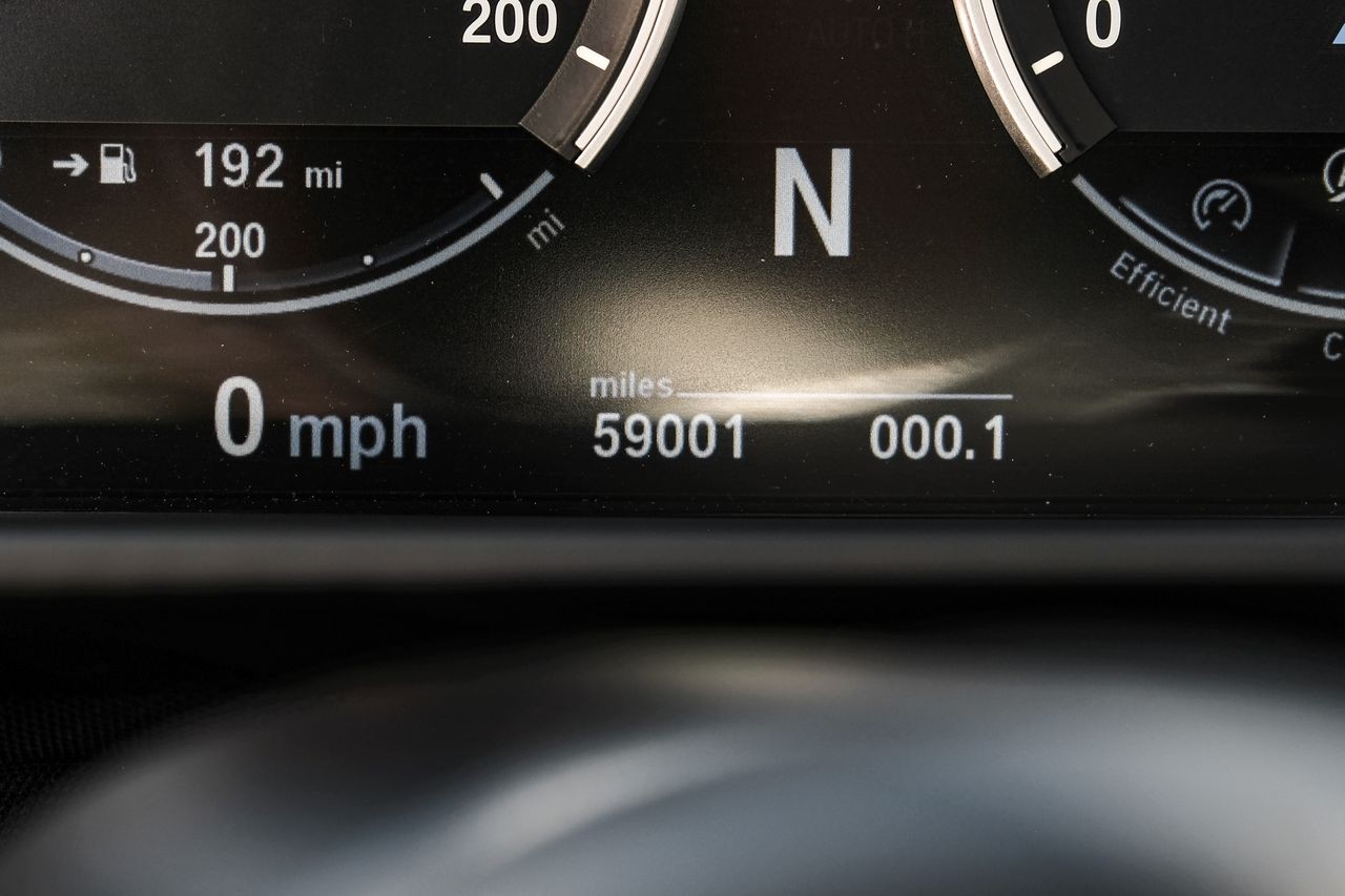 BMW X5 M Vehicle Main Gallery Image 20