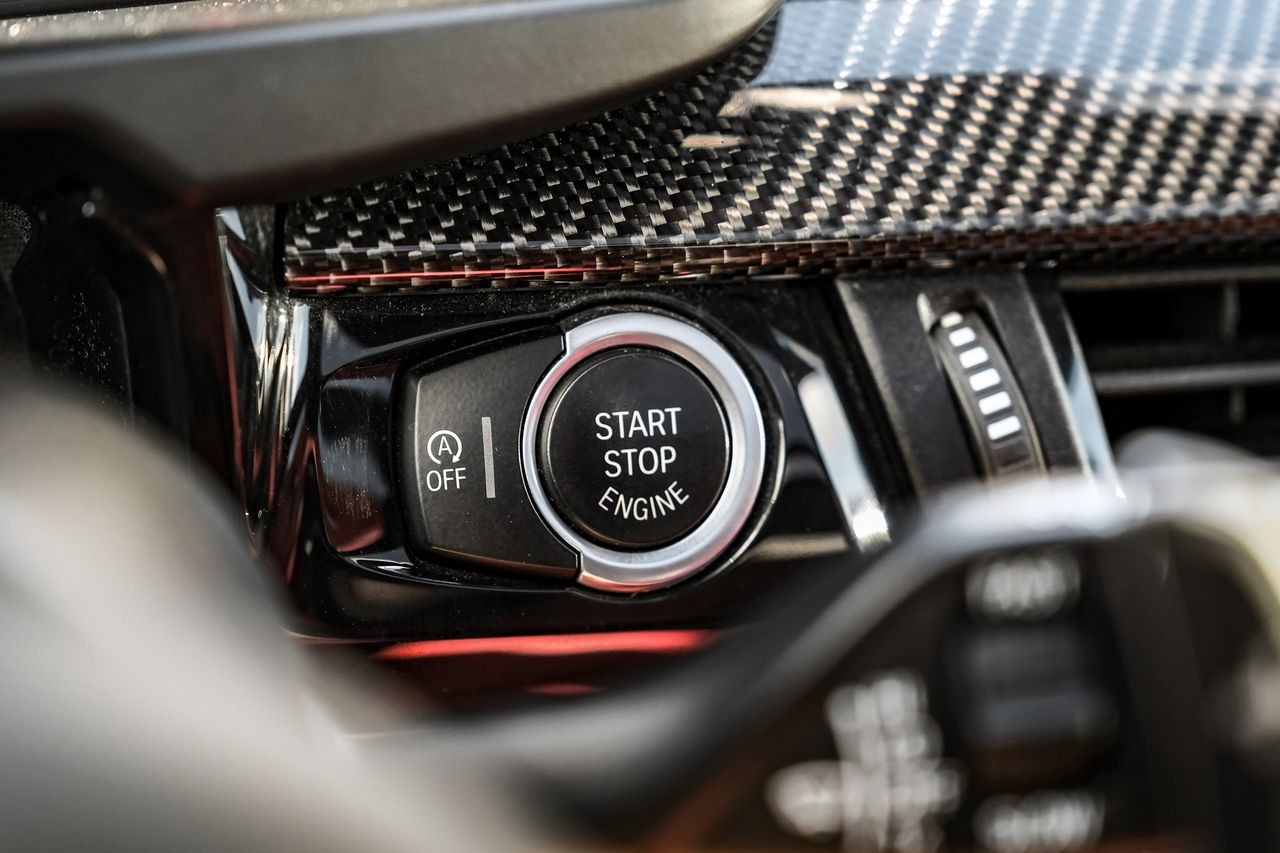 BMW X5 M Vehicle Main Gallery Image 21