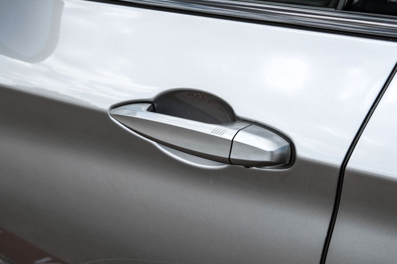 BMW X5 M Vehicle Main Gallery Image 43