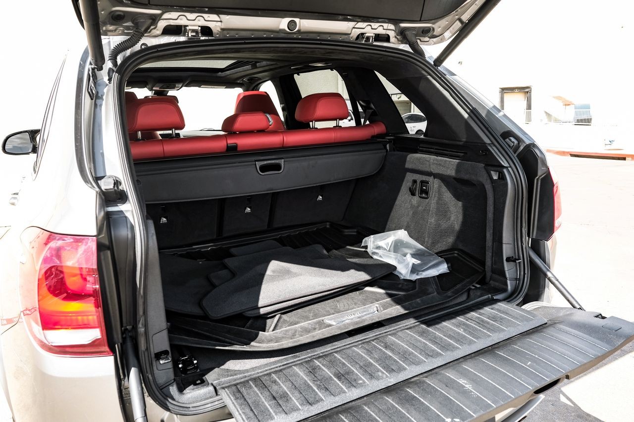 BMW X5 M Vehicle Main Gallery Image 57