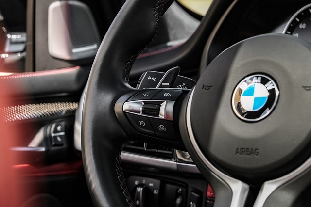 BMW X5 M Vehicle Main Gallery Image 17