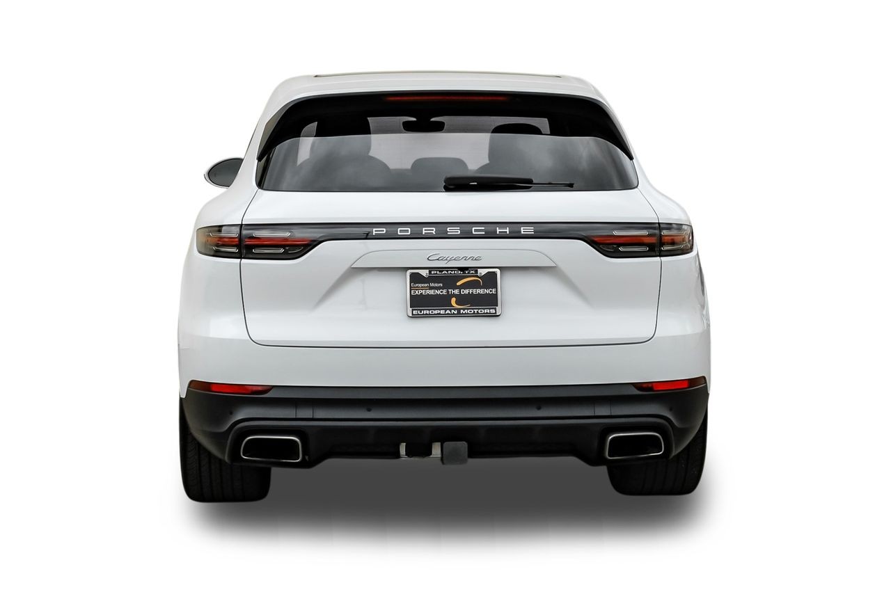 Porsche Cayenne Vehicle Main Gallery Image 10