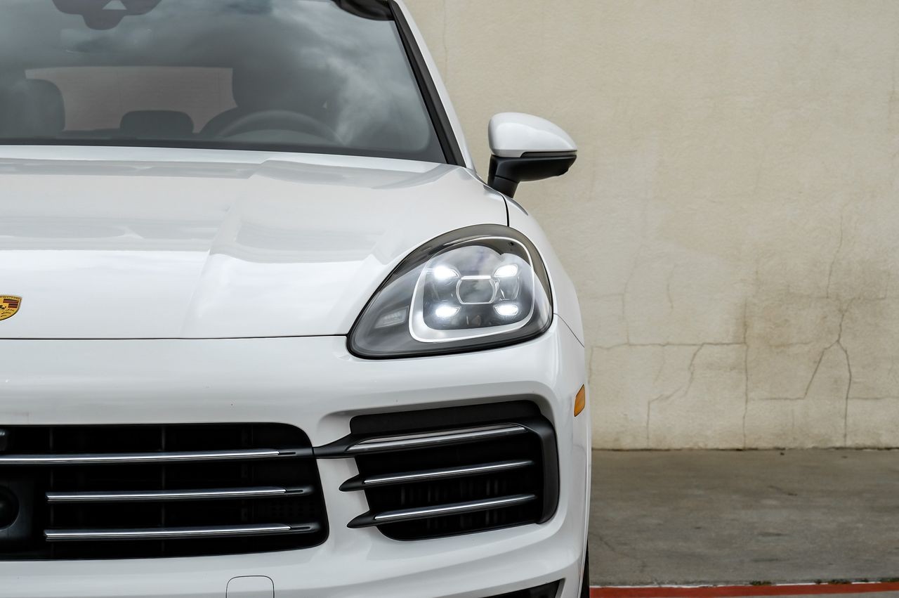 Porsche Cayenne Vehicle Main Gallery Image 58