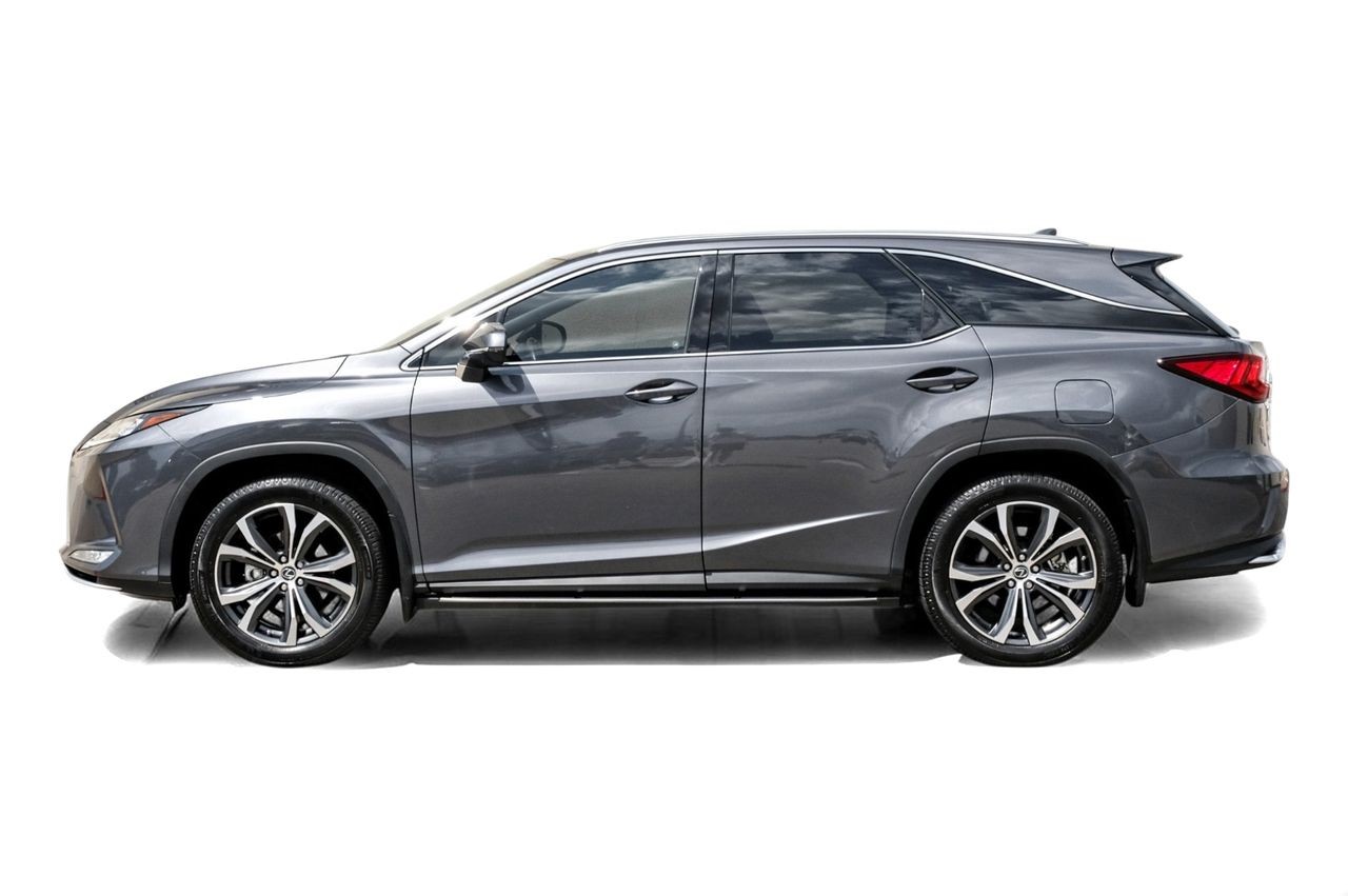 Lexus RX 350L Vehicle Main Gallery Image 12