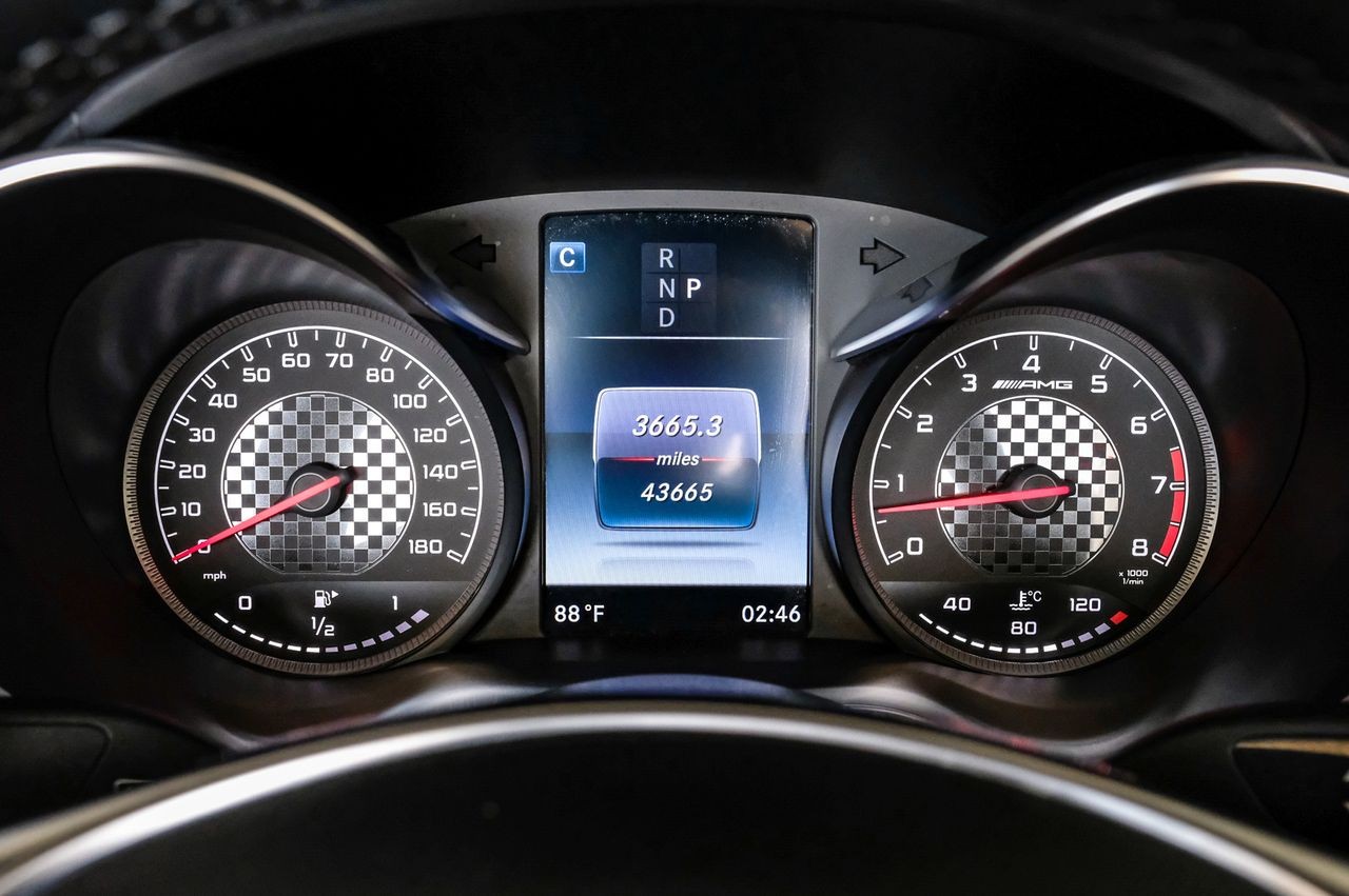 Mercedes-Benz C 43 AMG Vehicle Main Gallery Image 15