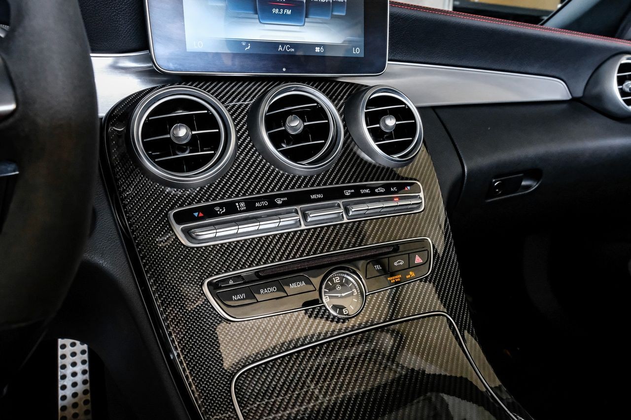 Mercedes-Benz C 43 AMG Vehicle Main Gallery Image 20