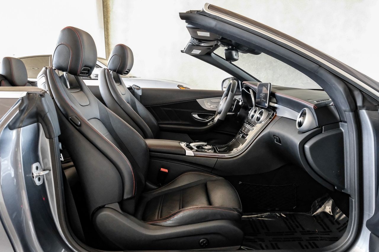 Mercedes-Benz C 43 AMG Vehicle Main Gallery Image 31