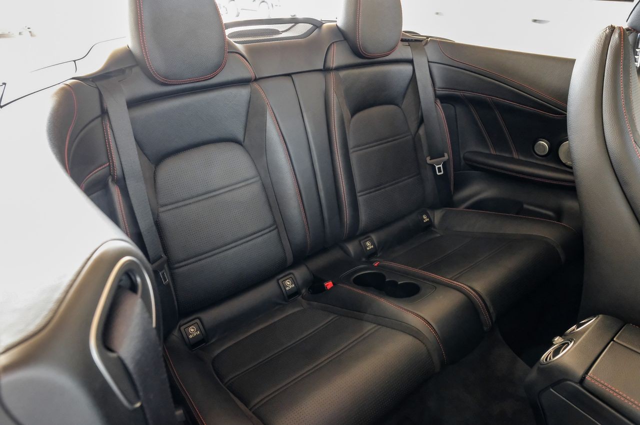 Mercedes-Benz C 43 AMG Vehicle Main Gallery Image 33