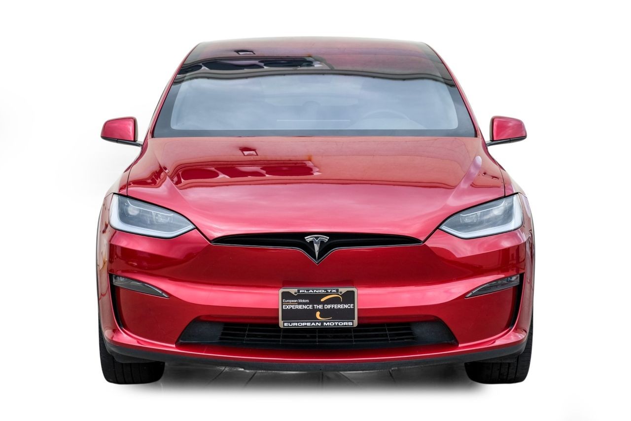 Tesla Model X Vehicle Main Gallery Image 03