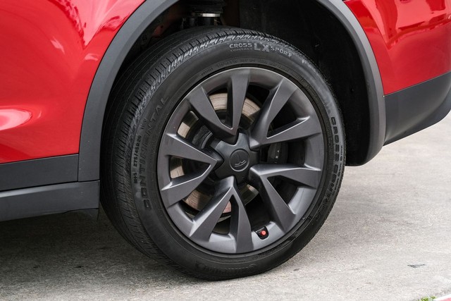 Tesla Model X Vehicle Main Gallery Image 47