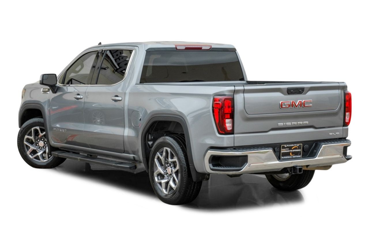 GMC Sierra 1500 Vehicle Main Gallery Image 10