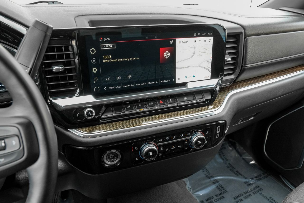 GMC Sierra 1500 Vehicle Main Gallery Image 25