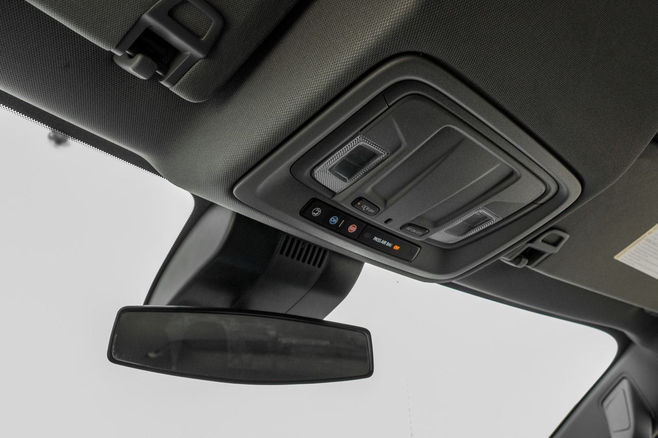 GMC Sierra 1500 Vehicle Main Gallery Image 34