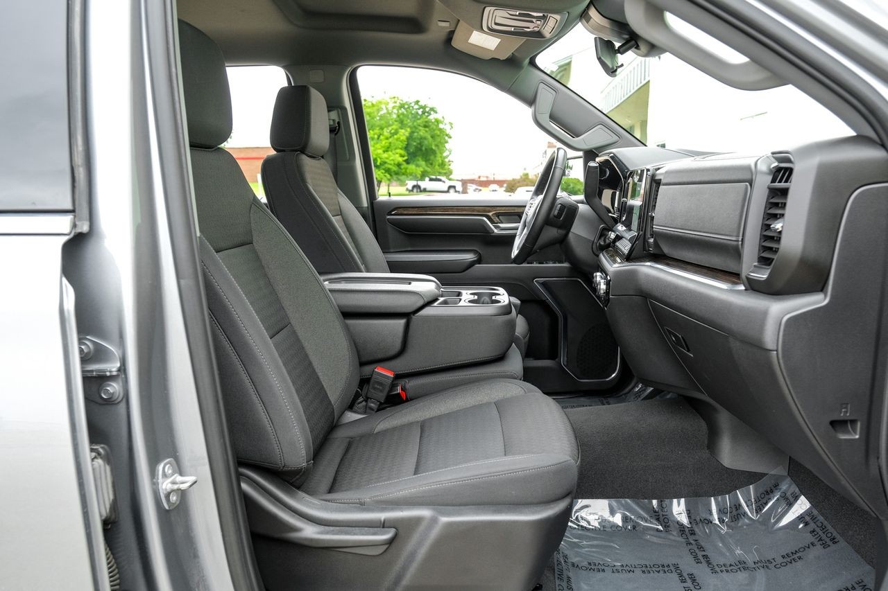 GMC Sierra 1500 Vehicle Main Gallery Image 38