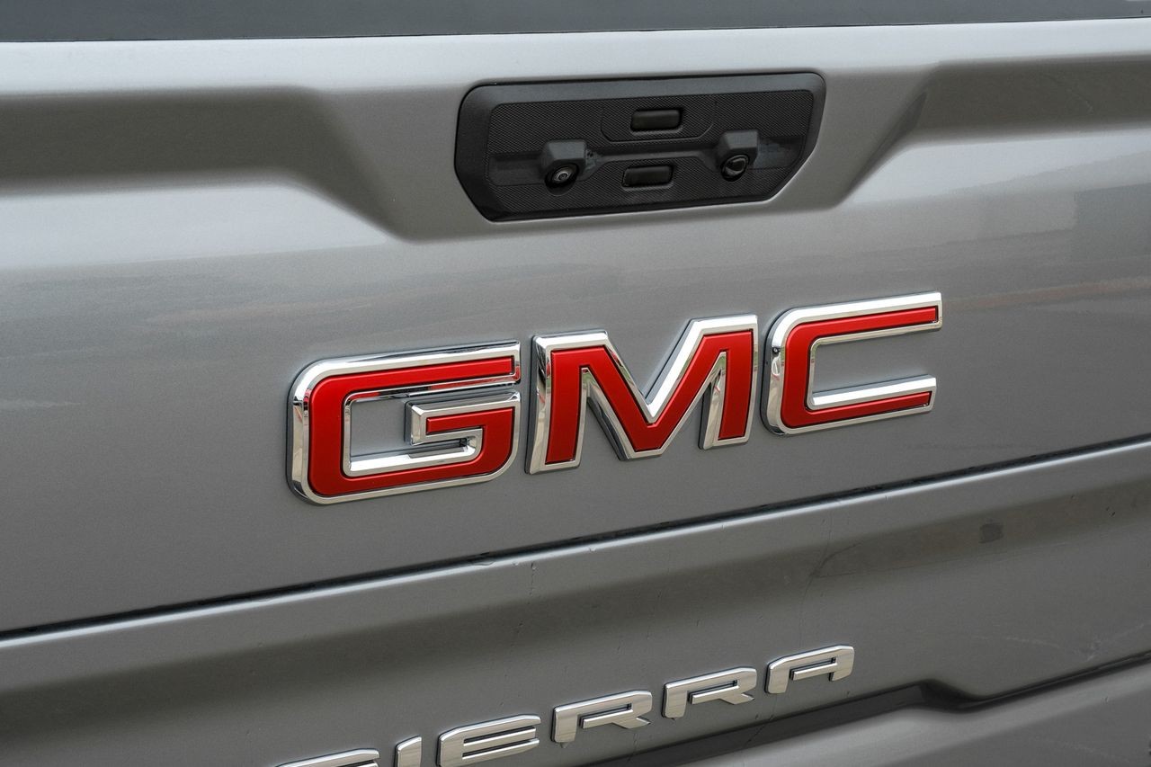 GMC Sierra 1500 Vehicle Main Gallery Image 54