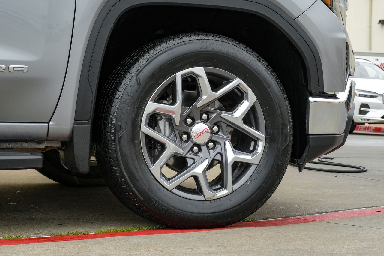 GMC Sierra 1500 Vehicle Main Gallery Image 60