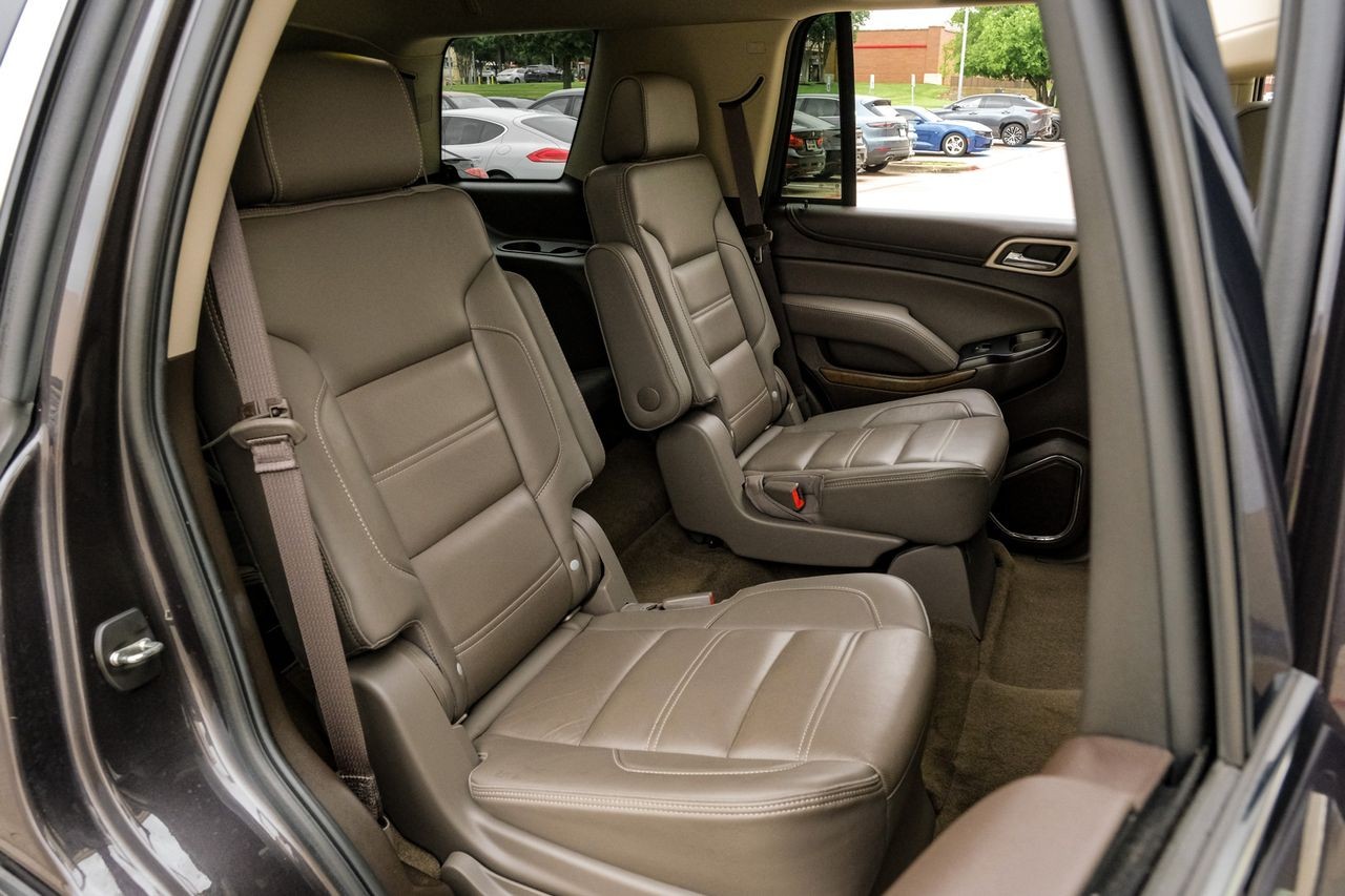 GMC Yukon Vehicle Main Gallery Image 40