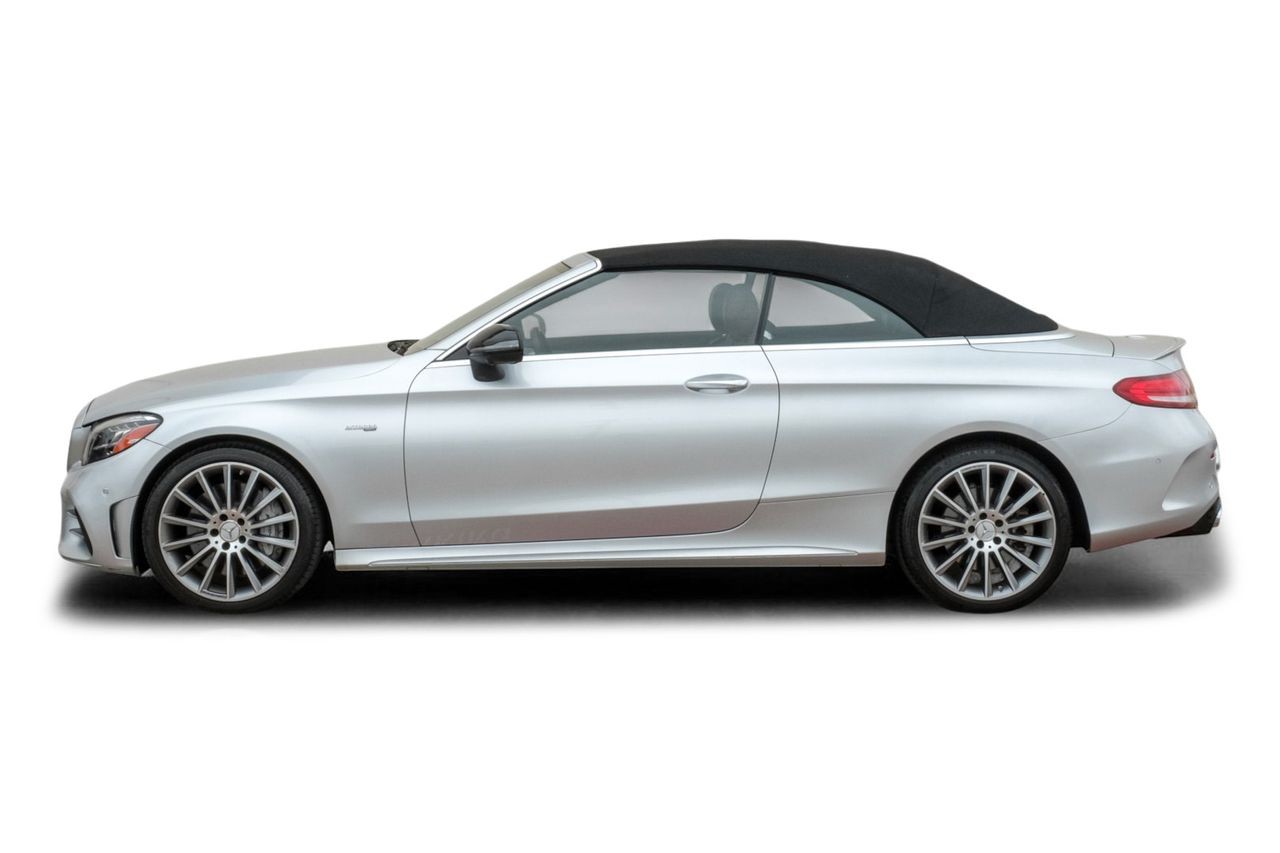 Mercedes-Benz C-Class Vehicle Main Gallery Image 12