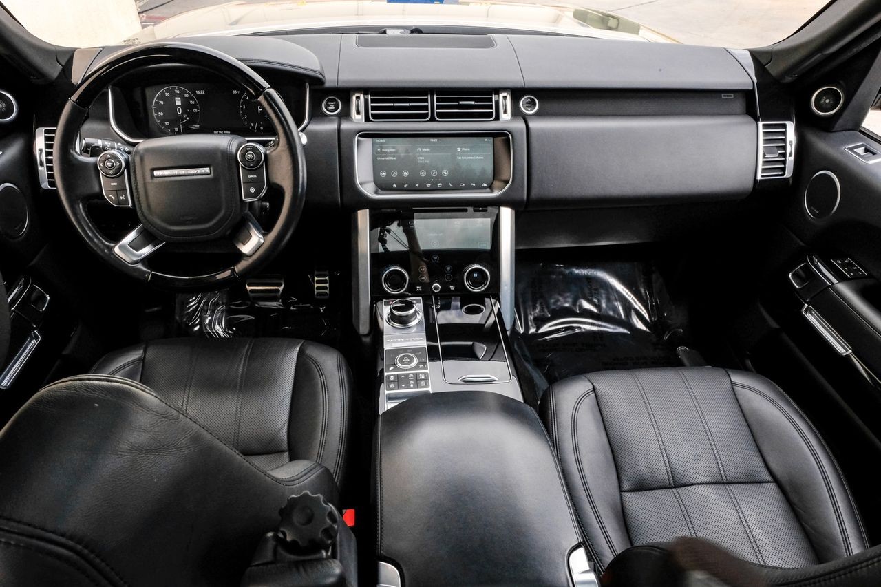 Land Rover Range Rover Vehicle Main Gallery Image 13