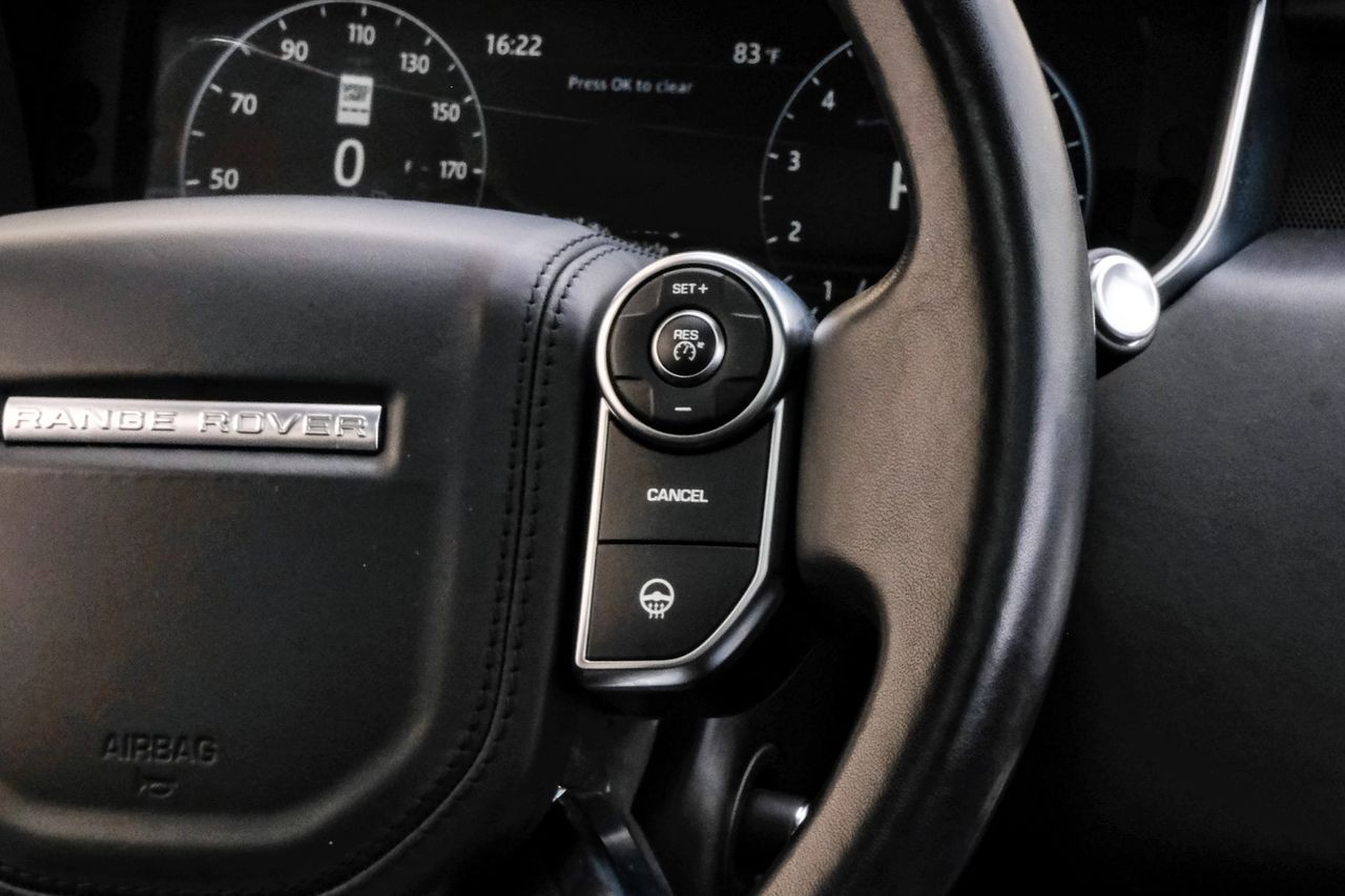 Land Rover Range Rover Vehicle Main Gallery Image 17