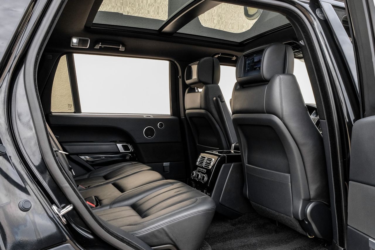 Land Rover Range Rover Vehicle Main Gallery Image 37