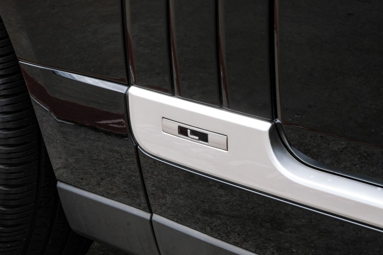 Land Rover Range Rover Vehicle Main Gallery Image 50
