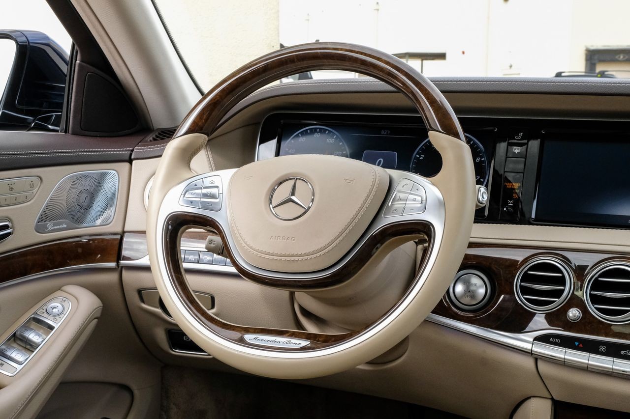 Mercedes-Benz S 550 Vehicle Main Gallery Image 17