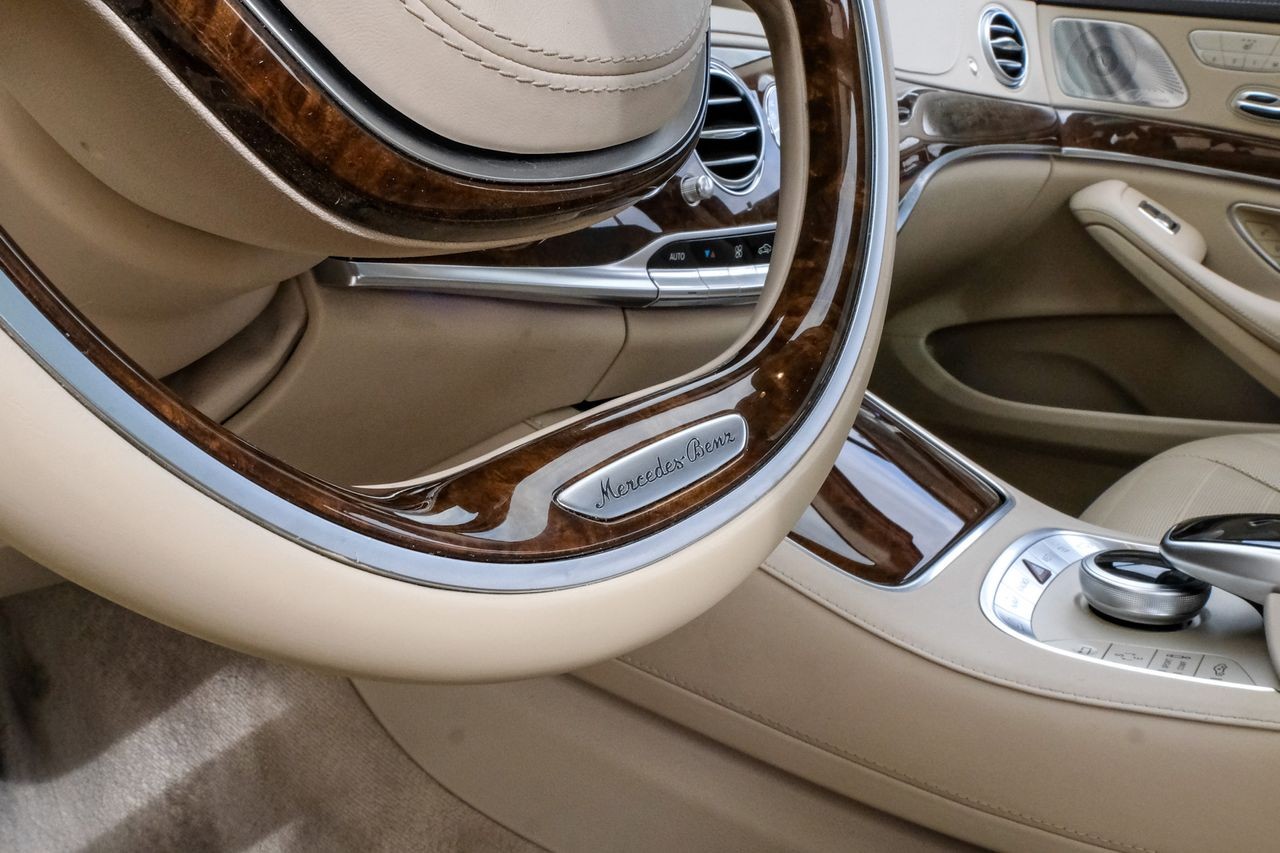 Mercedes-Benz S 550 Vehicle Main Gallery Image 24