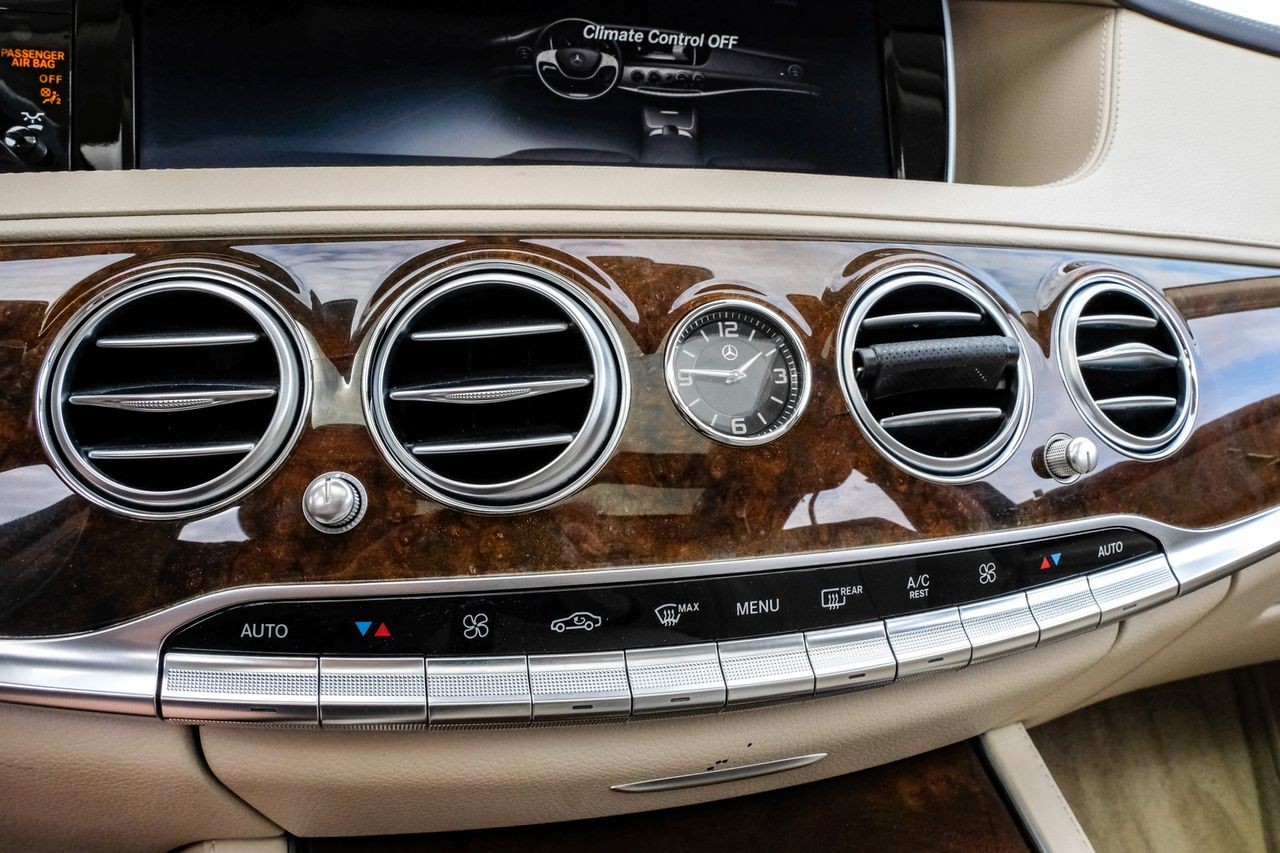 Mercedes-Benz S 550 Vehicle Main Gallery Image 28