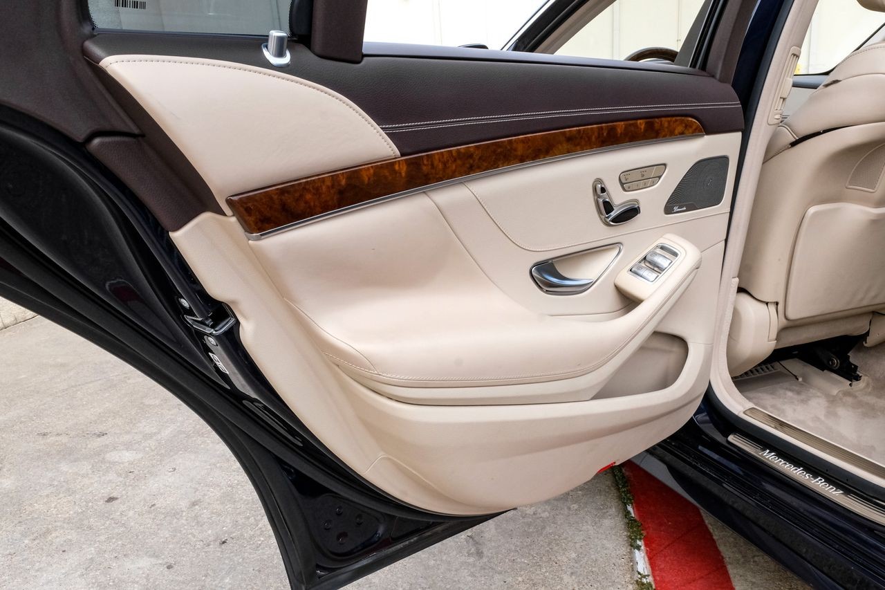 Mercedes-Benz S 550 Vehicle Main Gallery Image 48