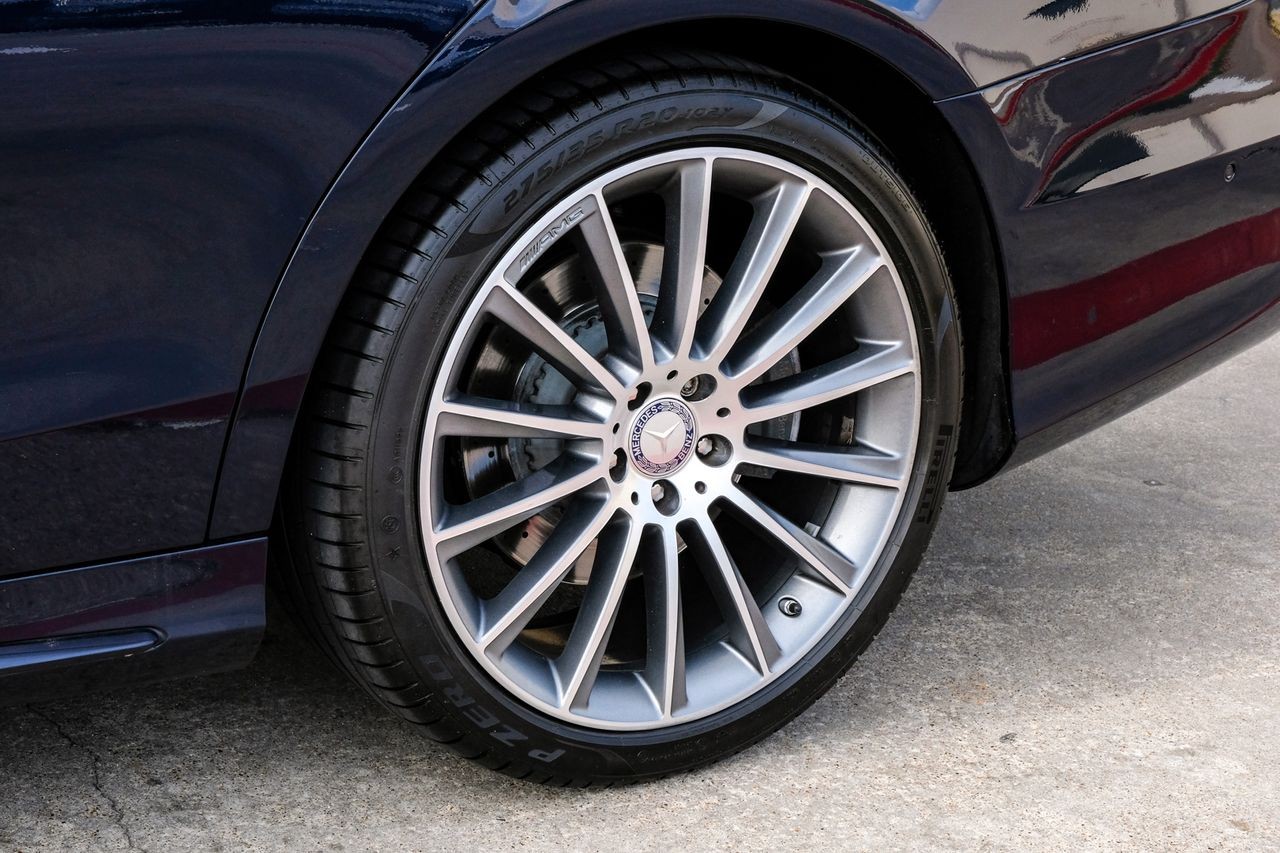 Mercedes-Benz S 550 Vehicle Main Gallery Image 60