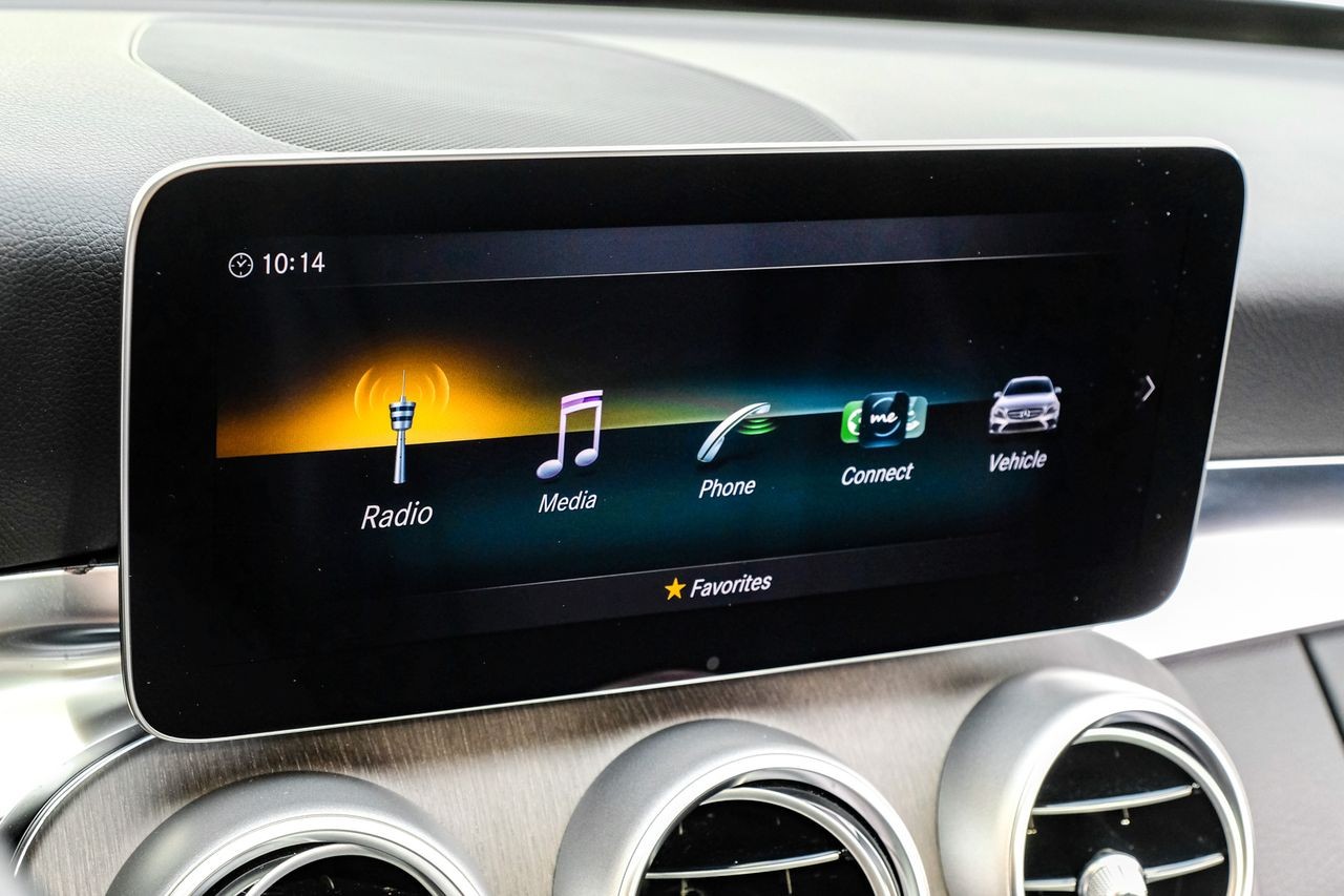 Mercedes-Benz C 300 Vehicle Main Gallery Image 29