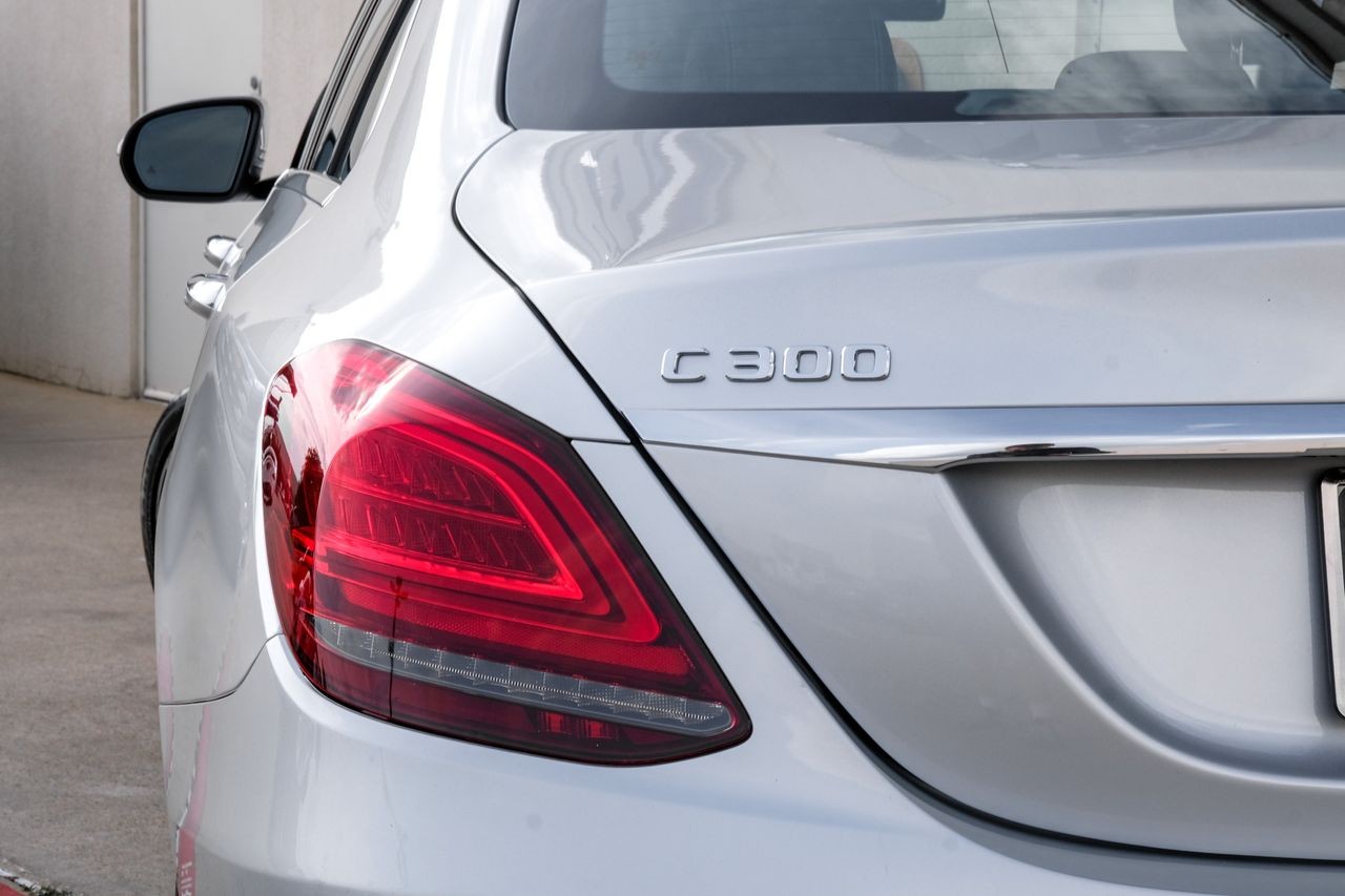 Mercedes-Benz C 300 Vehicle Main Gallery Image 49