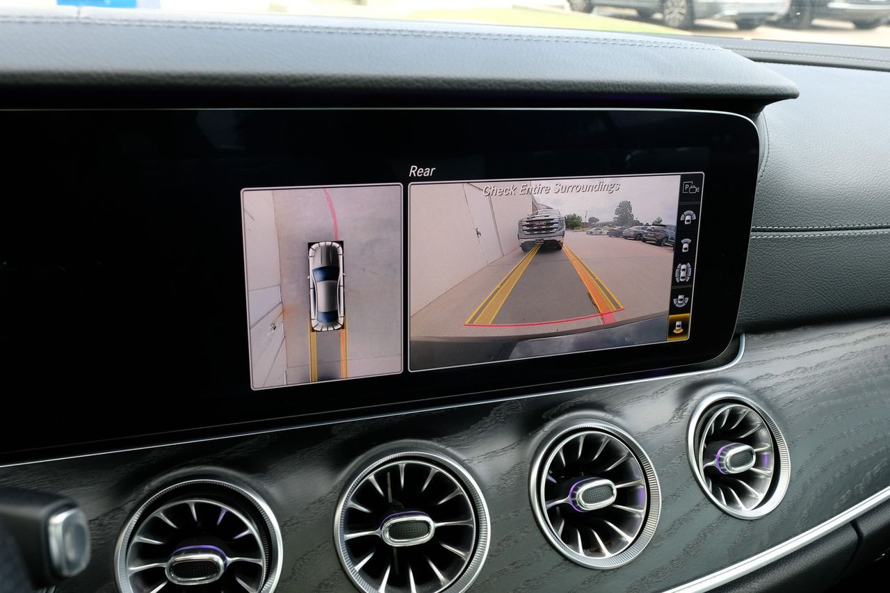 Mercedes-Benz E 450 Vehicle Main Gallery Image 13