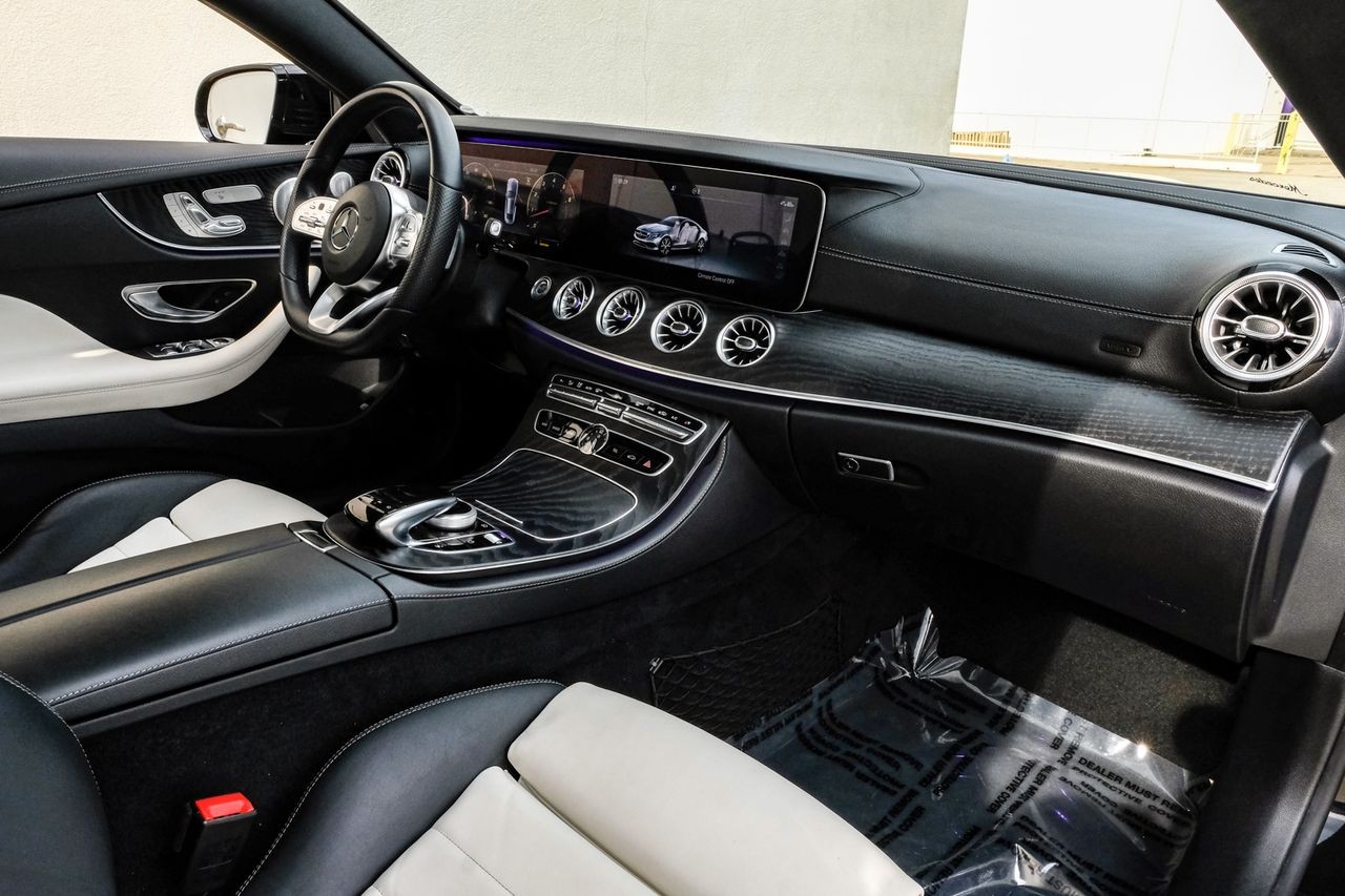 Mercedes-Benz E 450 Vehicle Main Gallery Image 14