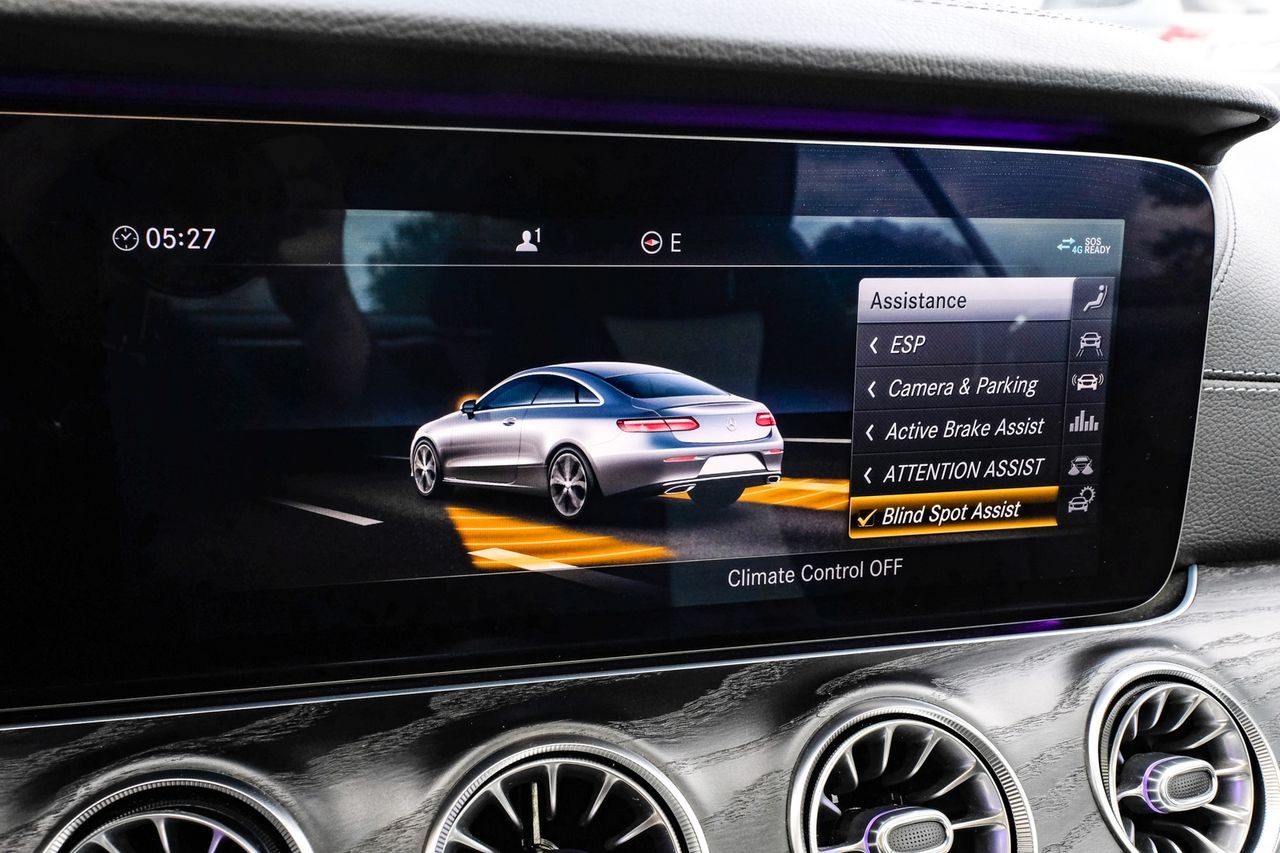 Mercedes-Benz E 450 Vehicle Main Gallery Image 33