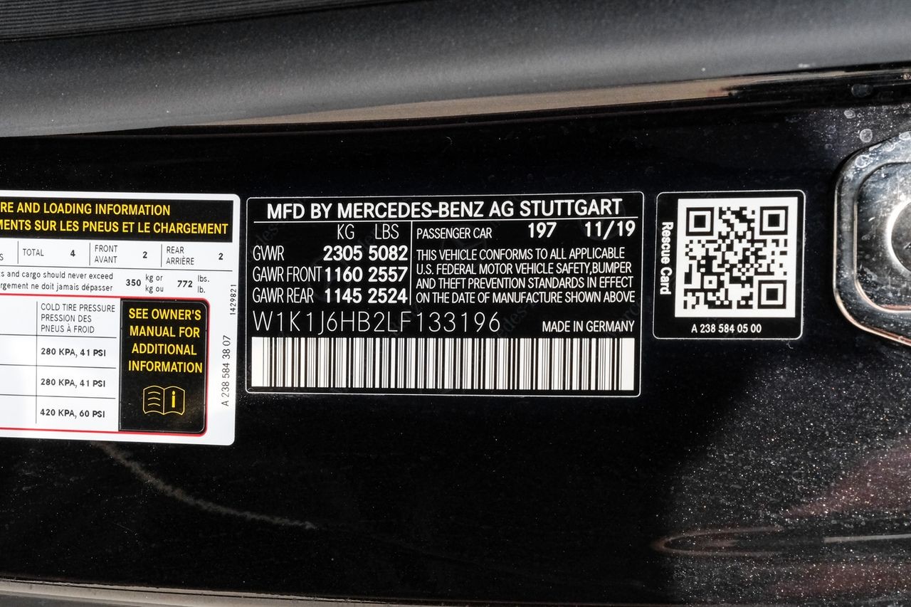 Mercedes-Benz E 450 Vehicle Main Gallery Image 57