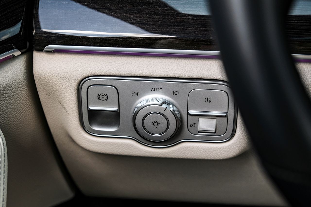 Mercedes-Benz GLE Vehicle Main Gallery Image 26