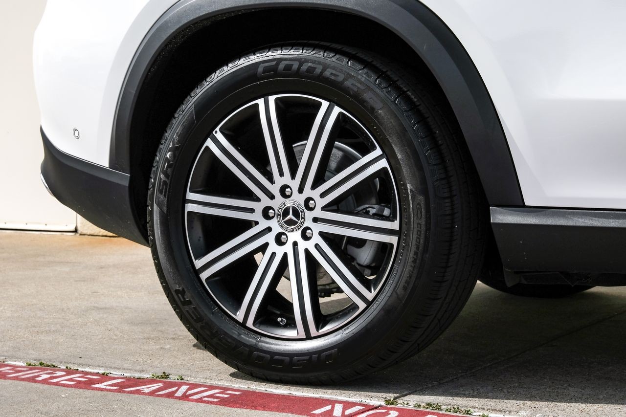 Mercedes-Benz GLE Vehicle Main Gallery Image 51