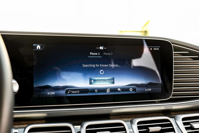 Mercedes-Benz GLE Vehicle Main Gallery Image 30