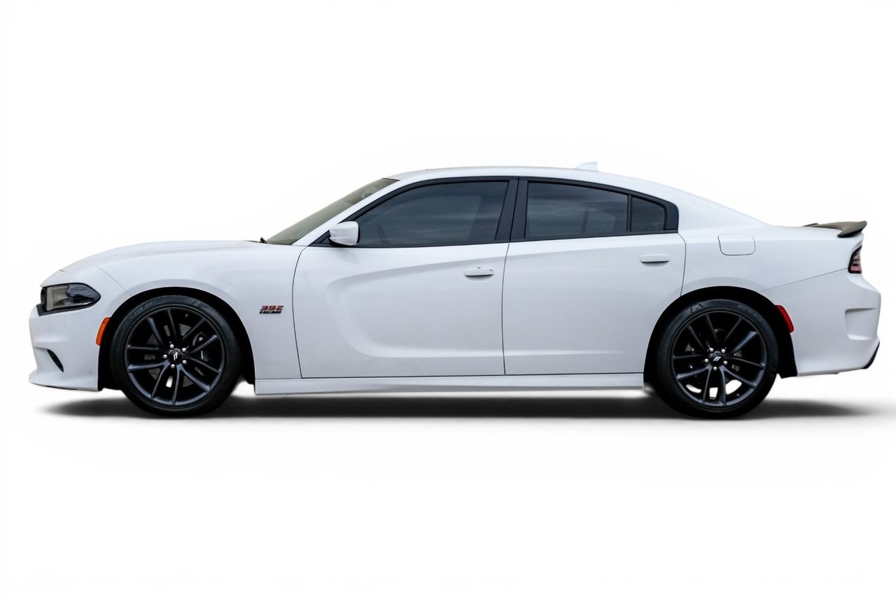 Dodge Charger Vehicle Main Gallery Image 12