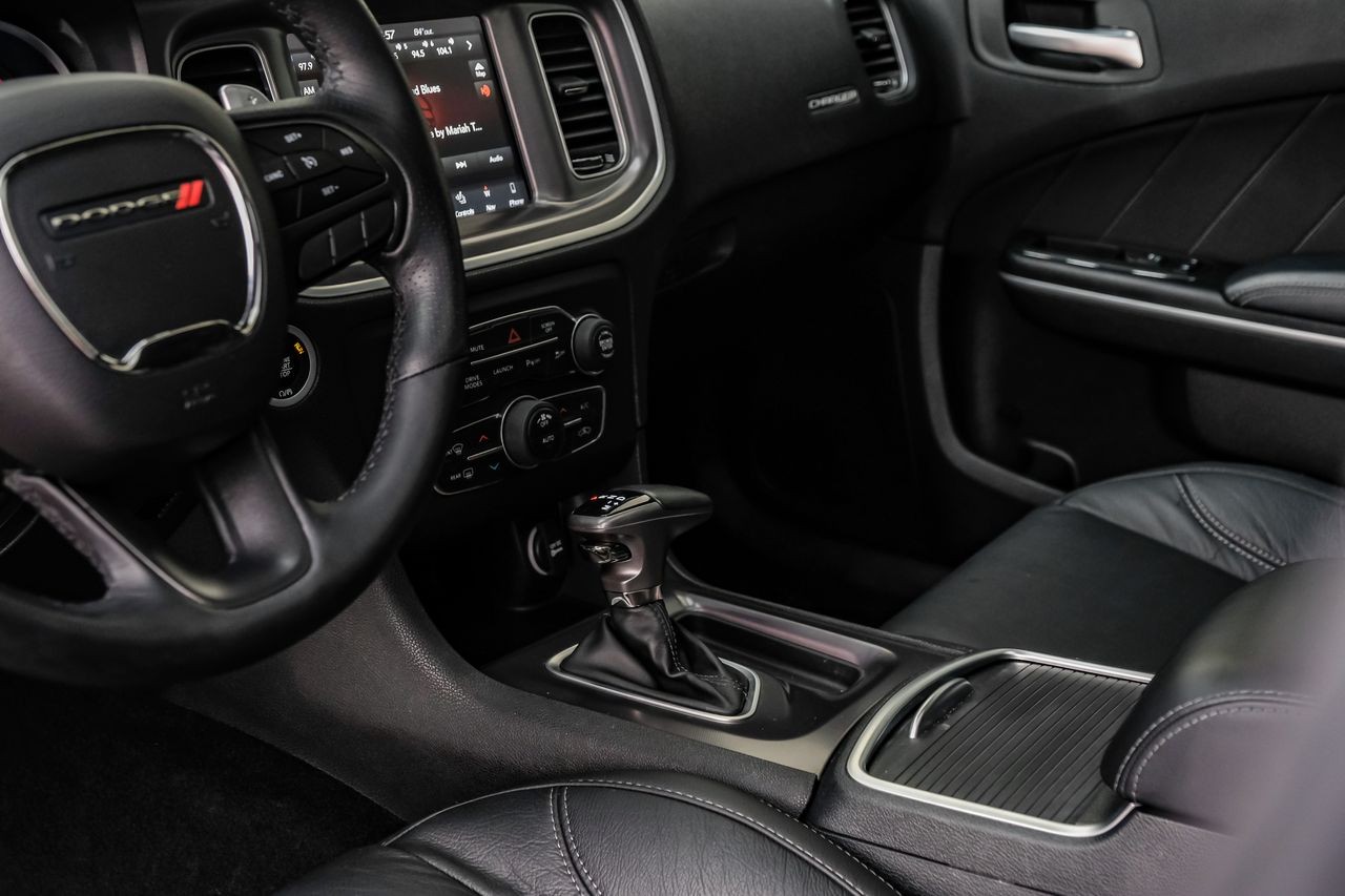 Dodge Charger Vehicle Main Gallery Image 27