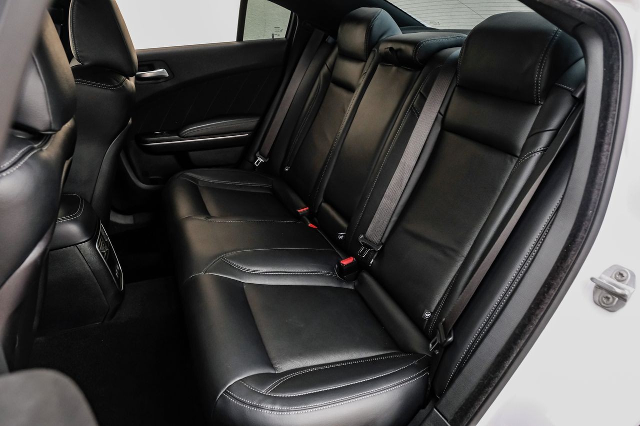 Dodge Charger Vehicle Main Gallery Image 45