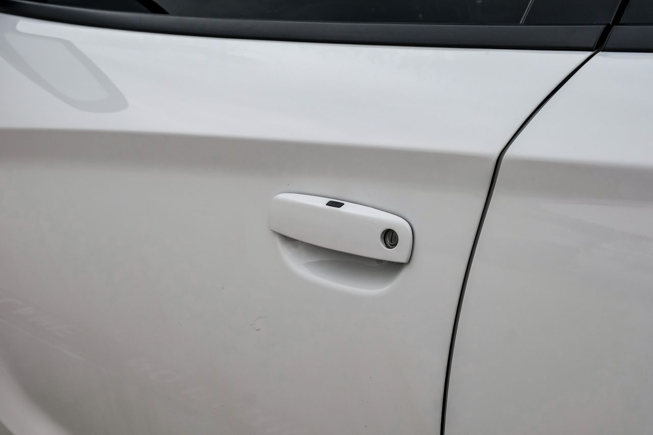 Dodge Charger Vehicle Main Gallery Image 46